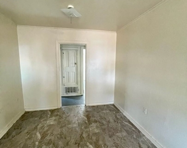 3016 Live Oak Ave - Photo Thumbnail 3