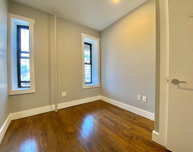 600 Lincoln Place - Photo Thumbnail 2