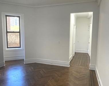166 West 72nd Street - Photo Thumbnail 4