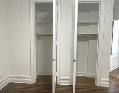 166 West 72nd Street - Photo Thumbnail 2