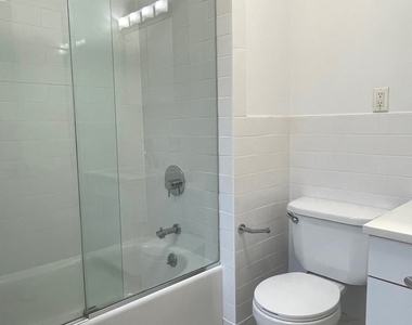 166 West 72nd Street - Photo Thumbnail 8