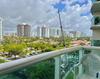 19370 Collins Ave - Photo Thumbnail 14