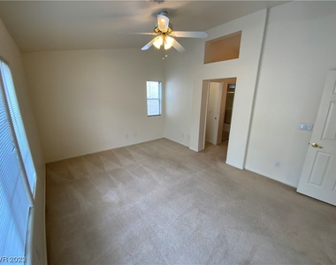 6848 Sweet Pecan Street - Photo Thumbnail 13