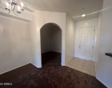 14575 W Mountain View Boulevard - Photo Thumbnail 8