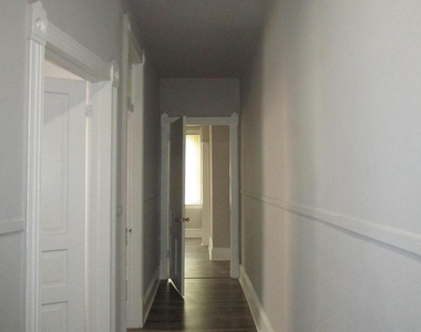 3715 N Sydenham Street - Photo Thumbnail 8