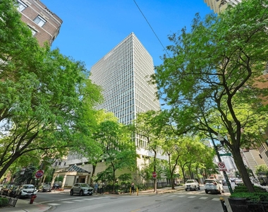 1 E Scott Street - Photo Thumbnail 25