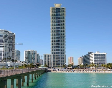 16699 Collins Ave - Photo Thumbnail 0