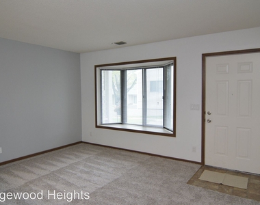 3222 S 68th Plaza - Photo Thumbnail 0