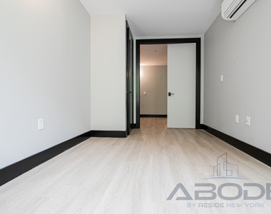 250 Winthrop Street - Photo Thumbnail 9