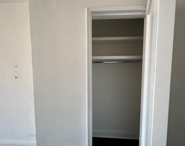 165 East 35th Street - Photo Thumbnail 6