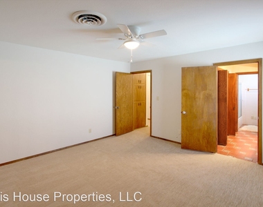 313 E Markley Dr - Photo Thumbnail 14