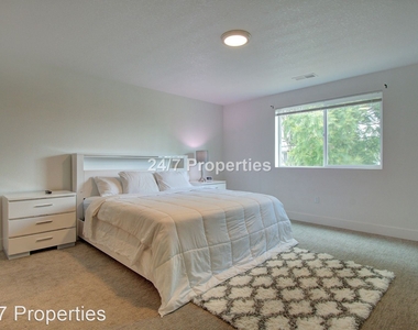 6385 Se 84th Ave. - Photo Thumbnail 28