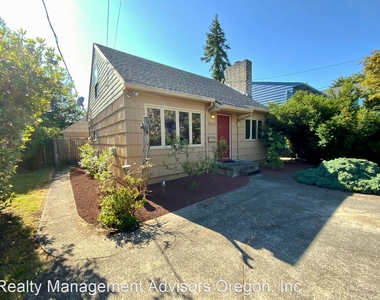 6415 Se 65th Ave - Photo Thumbnail 1