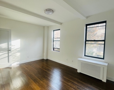 156 East 37th Street, 4D - Photo Thumbnail 5
