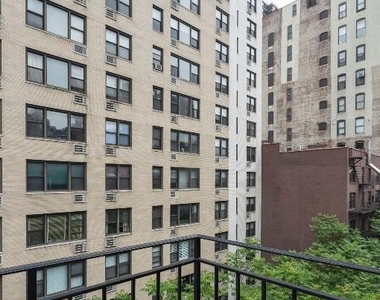 East 35th Street - Photo Thumbnail 11