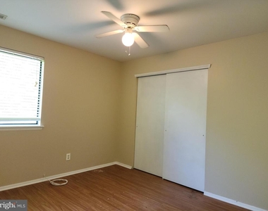 804 Britton Pl - Photo Thumbnail 9