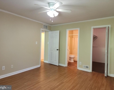 804 Britton Pl - Photo Thumbnail 12