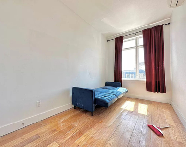 997 Jefferson Avenue - Photo Thumbnail 1