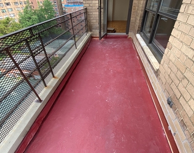 East 55th Street - Photo Thumbnail 12