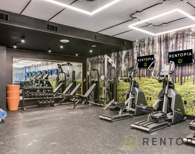 824 Lexington Avenue - Photo Thumbnail 12