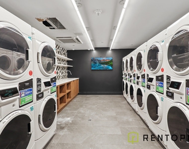 824 Lexington Avenue - Photo Thumbnail 14