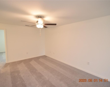 6252 Shiner Street - Photo Thumbnail 24