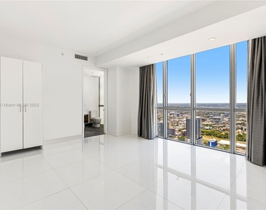 1100 Biscayne Blvd - Photo Thumbnail 37