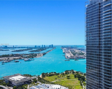 1100 Biscayne Blvd - Photo Thumbnail 9