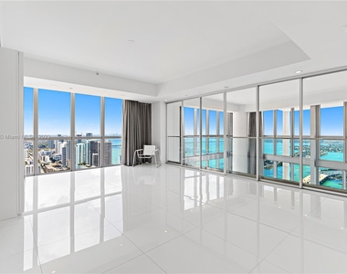 1100 Biscayne Blvd - Photo Thumbnail 22