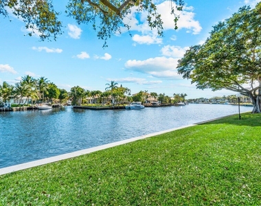 7 Royal Palm Way - Photo Thumbnail 22