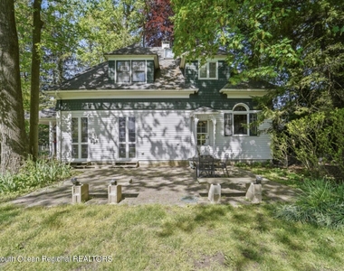 247 Cedar Avenue - Photo Thumbnail 11