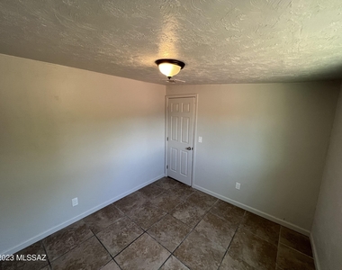 5538 E Waverly Street - Photo Thumbnail 22