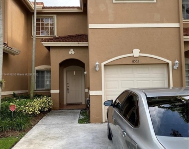 8552 Sw 214th Way - Photo Thumbnail 0