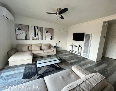 311 Zenith St Unit 3 - Photo Thumbnail 2