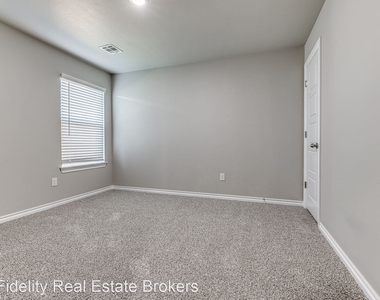 14420 Travertine Falls Ln - Photo Thumbnail 25