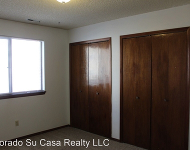 2621 E Uintah St. - Photo Thumbnail 10