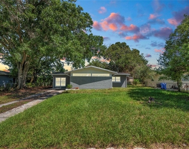 6604 Travis Boulevard - Photo Thumbnail 2