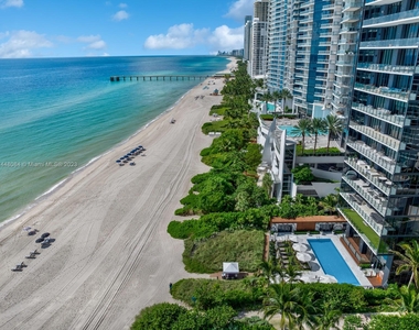 17141 Collins Ave - Photo Thumbnail 19