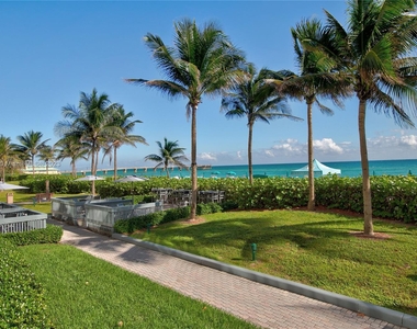 16425 Collins Ave - Photo Thumbnail 15