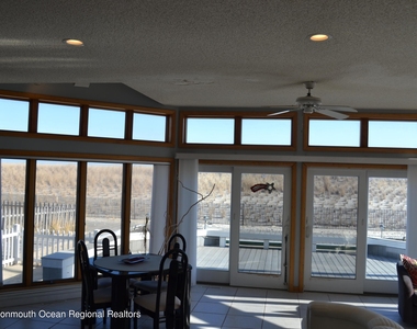 106 Oceanfront - Photo Thumbnail 13