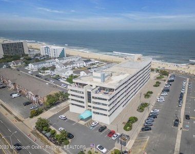 525 Ocean Boulevard - Photo Thumbnail 18