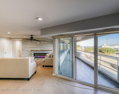 525 Ocean Boulevard - Photo Thumbnail 14