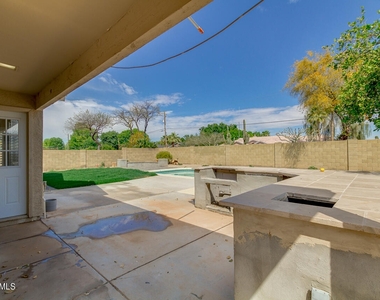 4314 E Juanita Avenue - Photo Thumbnail 44