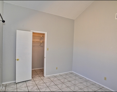 10916 Rogers Hornsby Street - Photo Thumbnail 23