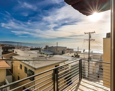 223 Seaview Street - Photo Thumbnail 33