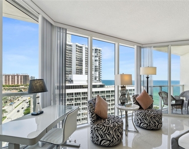 16699 Collins Ave - Photo Thumbnail 4