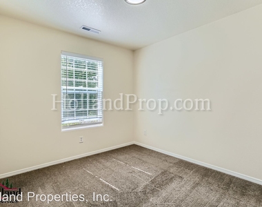 5257 Ne Candlewood Ave - Photo Thumbnail 20