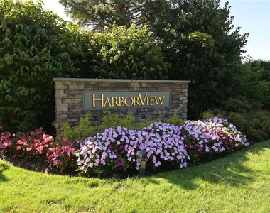 100 Harbor View Drive - Photo Thumbnail 0