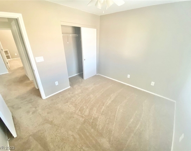 9535 Delivery Avenue - Photo Thumbnail 10