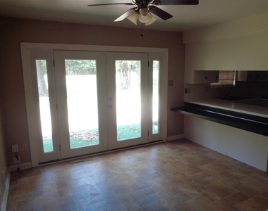 6520 Tulip Road - Photo Thumbnail 15